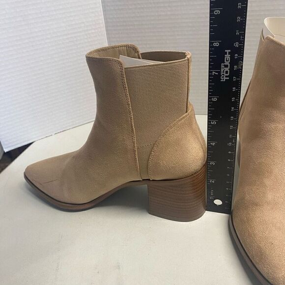 ZBY Women’s Tan Beige Ankle Boots Side Gore Size 7 Block Heels See Description - Picture 7 of 12